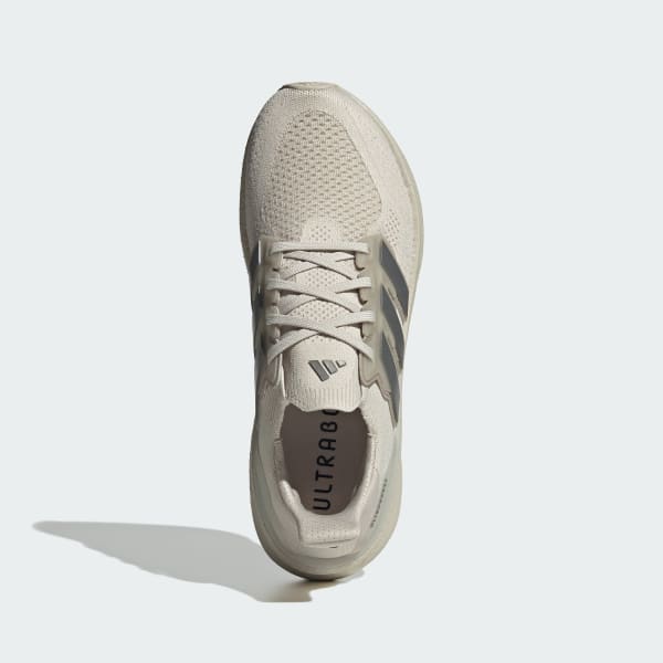 Beige Ultraboost 5 sko