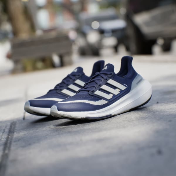 Adidas falcon light blue top