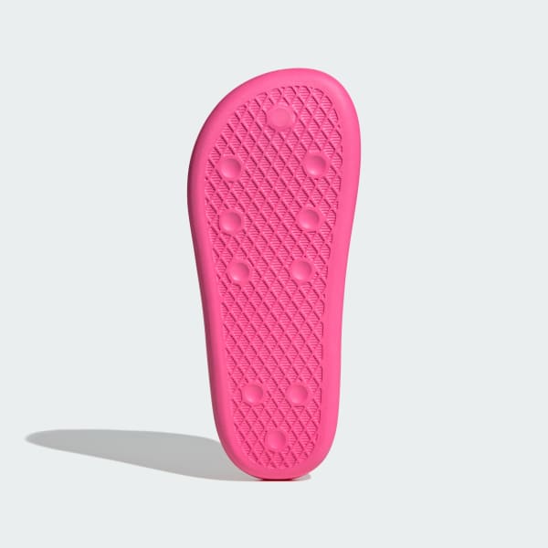 Rosa Ayoon adilette