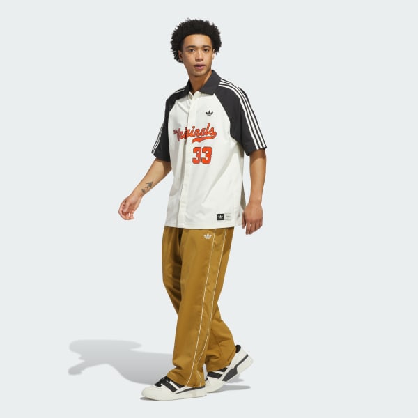 สีเบจ เสื้อ Winter Shooter