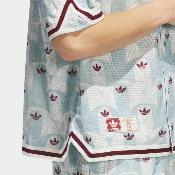 adidas★Hoop York City 総柄プリントトップス★兼用★完売間近 アディダス Hoop York City 総柄プリントトップス(ジェンダー