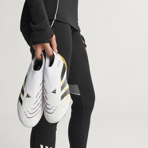 Predator Elite Laceless Firm Ground Cleats