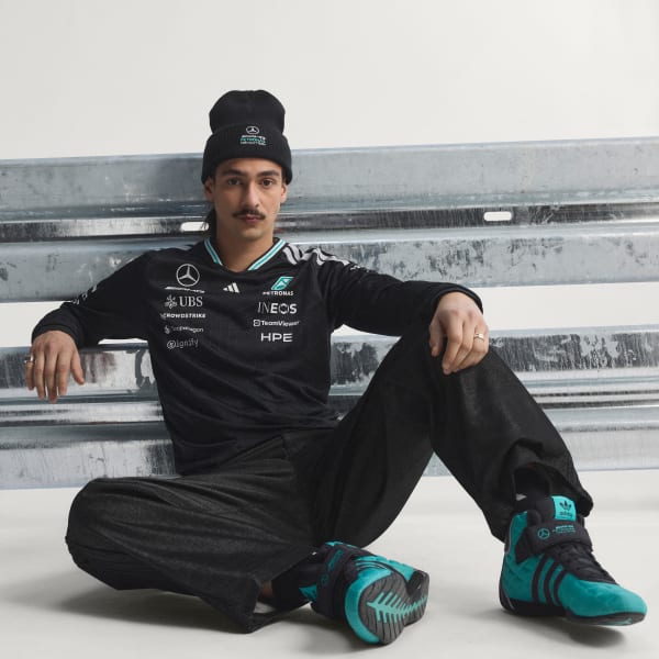 Svart MERCEDES - AMG PETRONAS FORMULA 1 TEAM DRIVER AUTHENTIC LÅNGÄRMAD TRÖJA