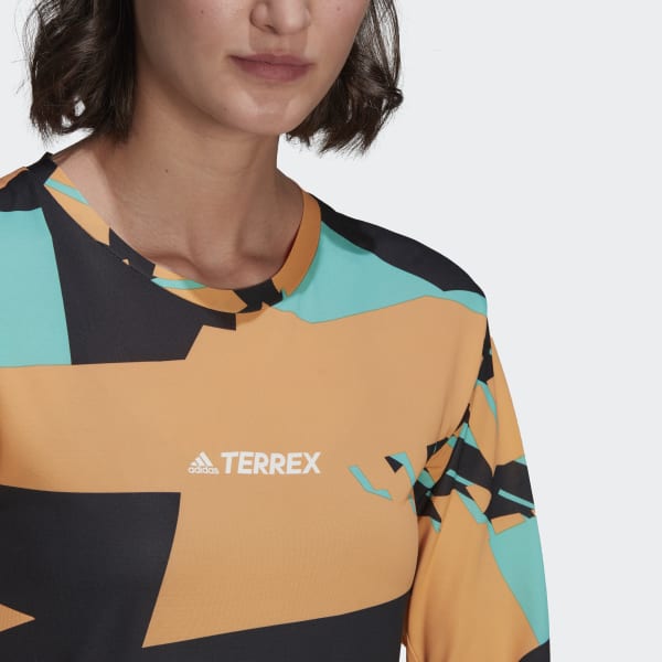 adidas TERREX Primeblue Trail Graphic Longsleeve - Orange | adidas Deutschland