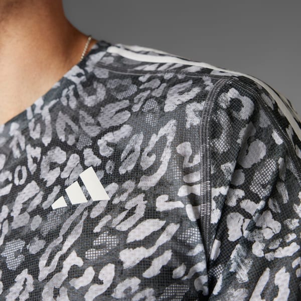 グレー オウン ザ ラン クライマクール スリーストライプス半袖Tシャツ