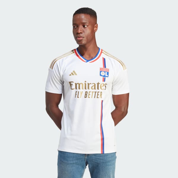 Las 23 mejores marcas de camisetas para hombre de temporada