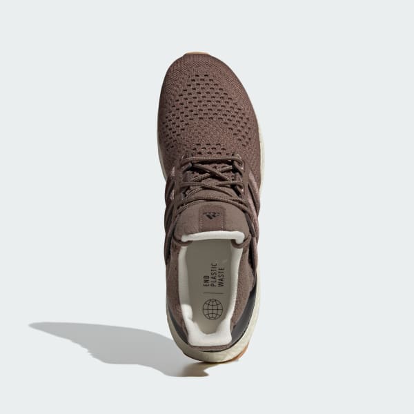Adidas ultra boost 2024 4.0 marrone