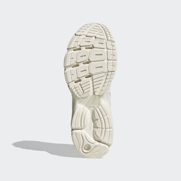 Weiss adidas Astir Schuh