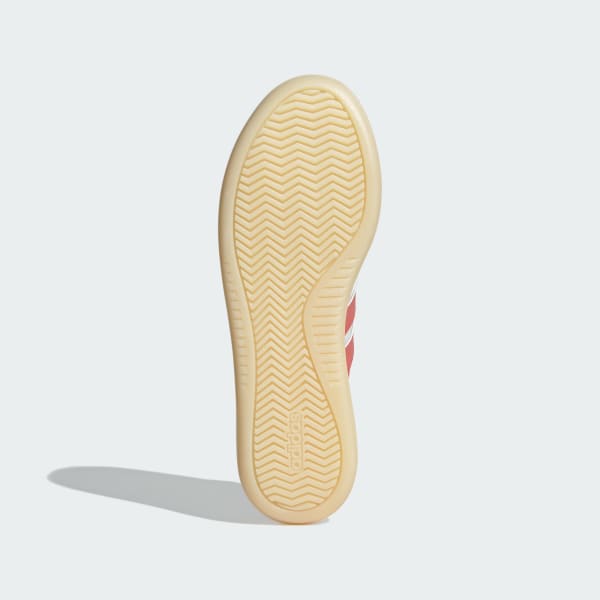 White Barreda Decode Shoes