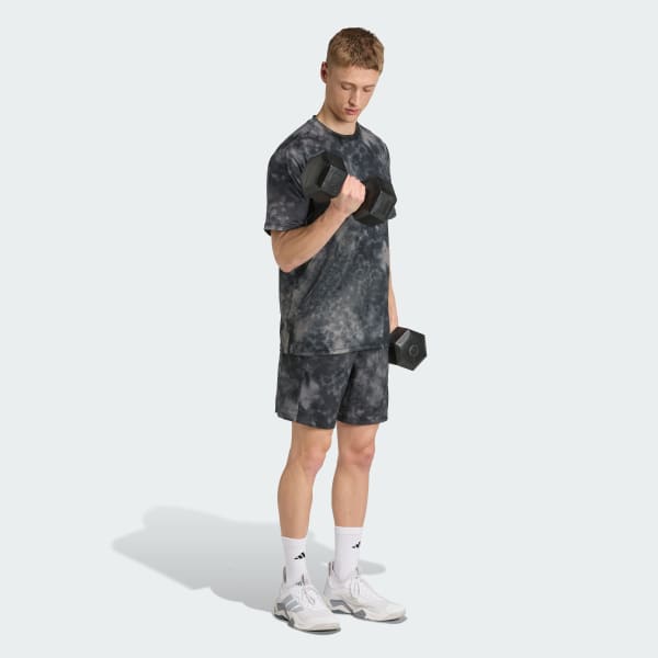 Zwart Train Essentials Seasonal All Over Print Short