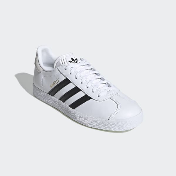 scarpe adidas per pallavolo