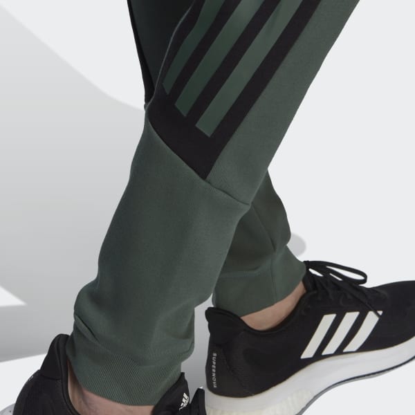 zelená Kalhoty Future Icons 3-Stripes CS158