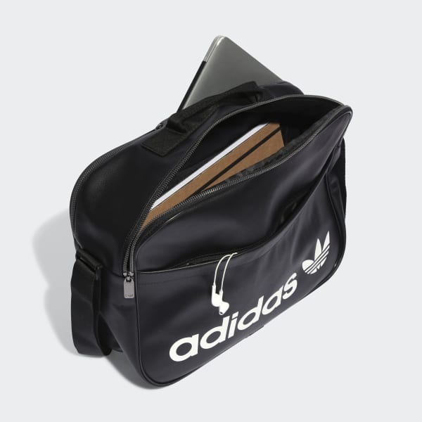 eksplicit Forbrydelse systematisk adidas Archive Airliner Bag - Black | Unisex Lifestyle | adidas US