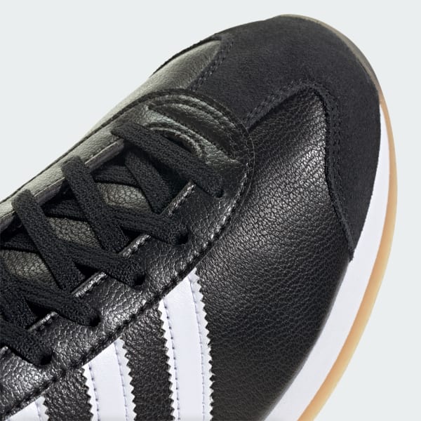 Adidas shoes japanese tanto store