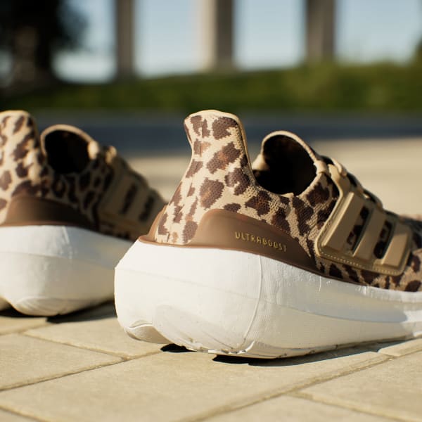 Cheetah ultra boost deals
