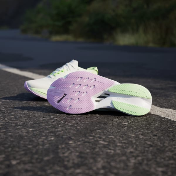 Beyaz Adizero Boston 12 Ayakkabı