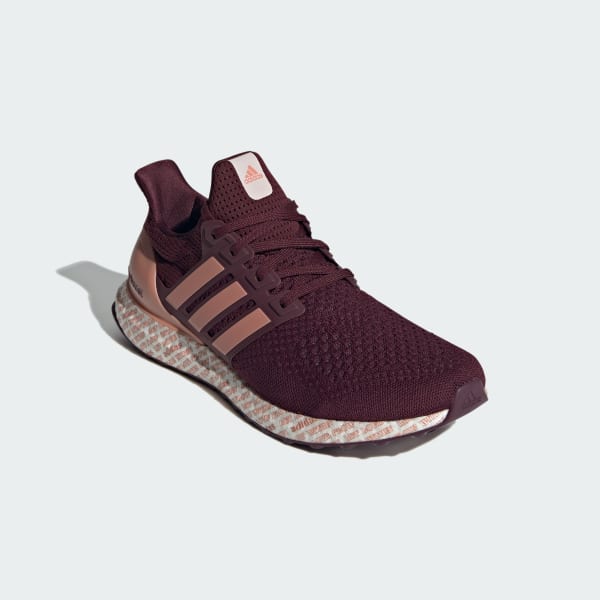 สีแดงเบอร์กันดี รองเท้า Ultraboost 1.0