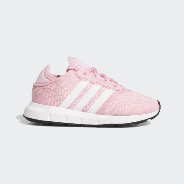 light pink adidas running shoes