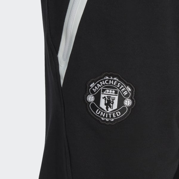 Czerń Manchester United Travel Shorts CS029