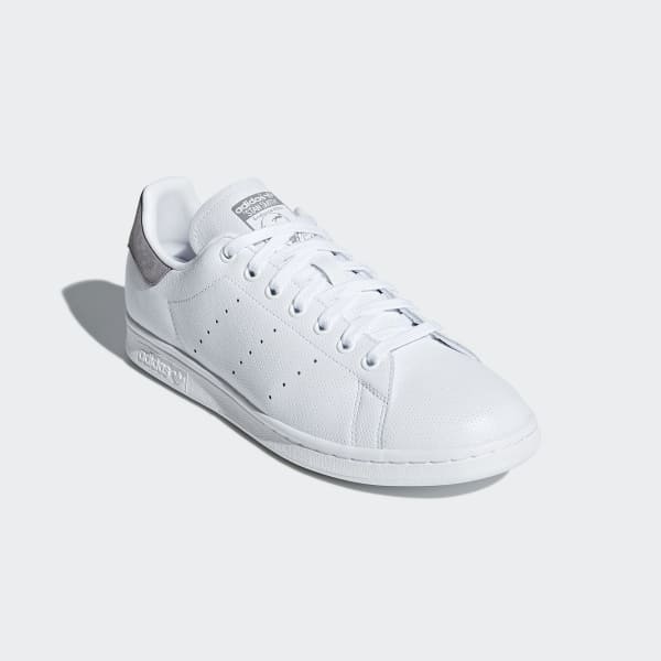 stan smith b41470