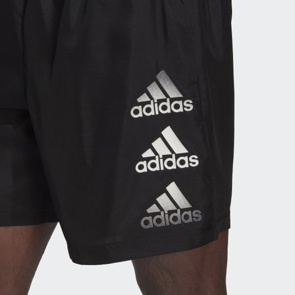 Schwarz Designed to Move Logo Shorts WO483