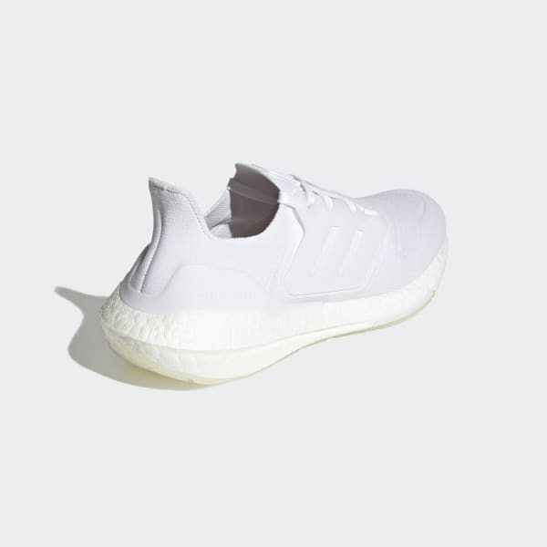 White Ultraboost 22 Running Shoes