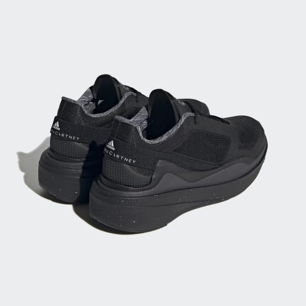 adidas by Stella McCartney EARTHLIGHT - Training shoe - core black/cloud  white/black 