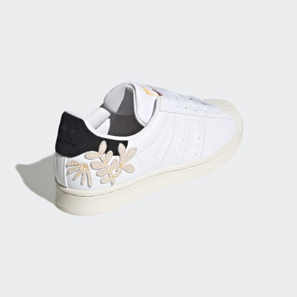 White Superstar Shoes LWC37