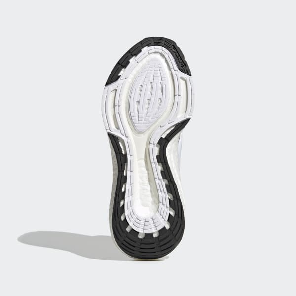 Women's shoes adidas x Stella McCartney UltraBOOST 22 Elevated Core Black/  Grey Four/ Apsi Orange