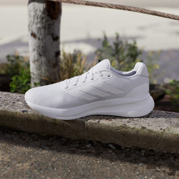 Adidas run falcon white outlet