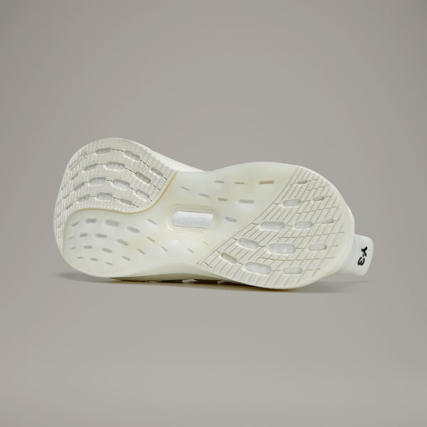 Adidas y 5 store