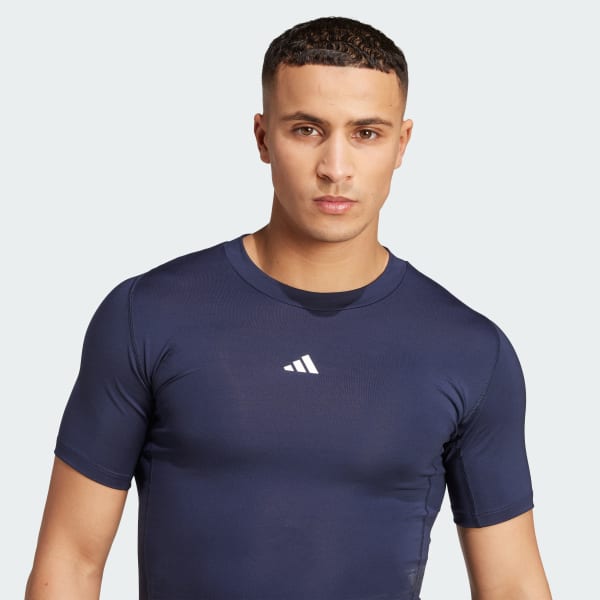 【Adidas コリア】 TechFit Compression Traing Tee Adidas TECHFIT Compression Training Sleeveless Tee