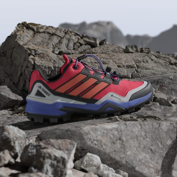 Merah Sepatu Hiking Terrex Skychaser GORE-TEX