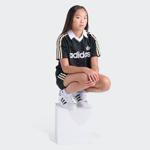 noir ARCHIEVE SOCCER SHORT