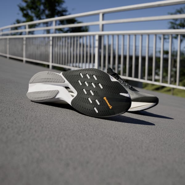Schwarz Adizero Boston 12 Laufschuh