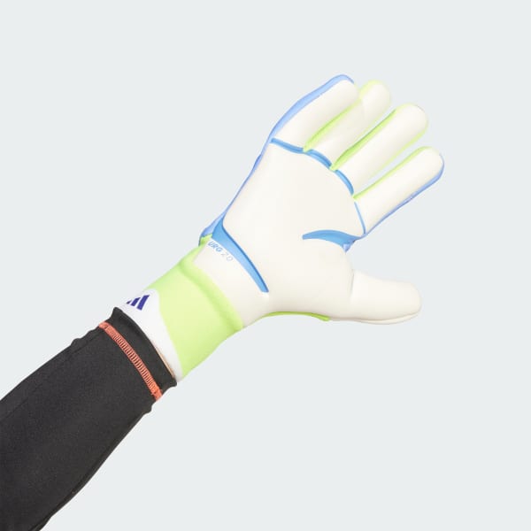 สีขาว ถุงมือผู้รักษาประตู Predator Pro