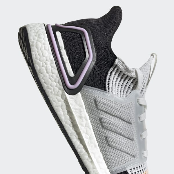 adidas ultra boost 19 women's black and white