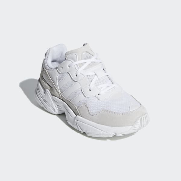 adidas scarpe yung 1 prezzo