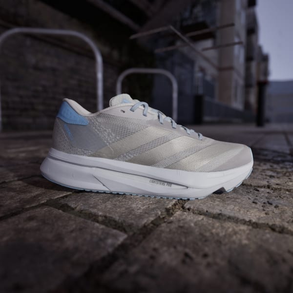 Abu-abu Sepatu Adizero SL2