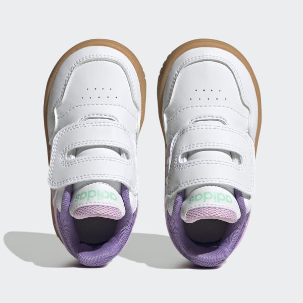 Weiss Hoops Schuh