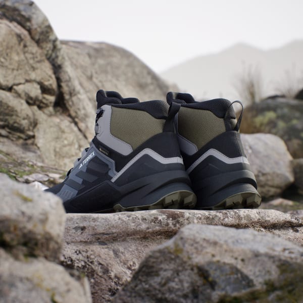 Terrex Swift R3 Mid GORE TEX Hiking Shoes