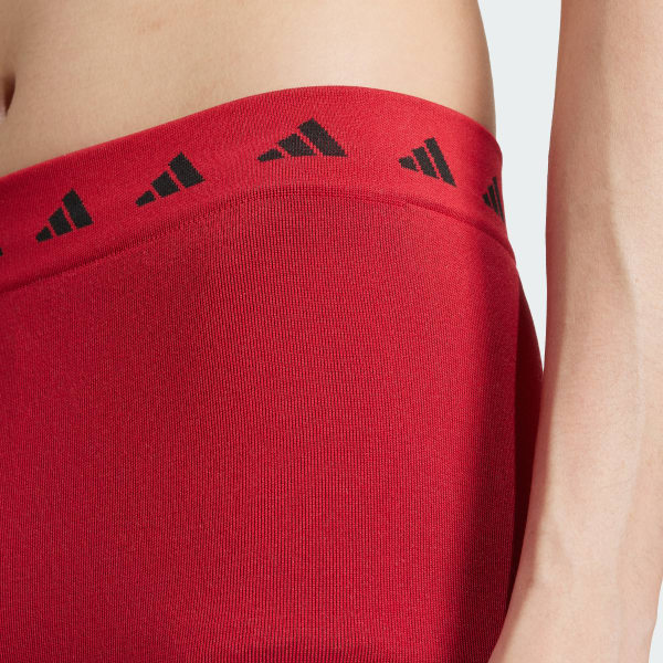 Bombshell sportswear トップスとレギンスのセット 赤 S 予約商品】ベルト付きトップス＆レギンスセット｜海外セレブ