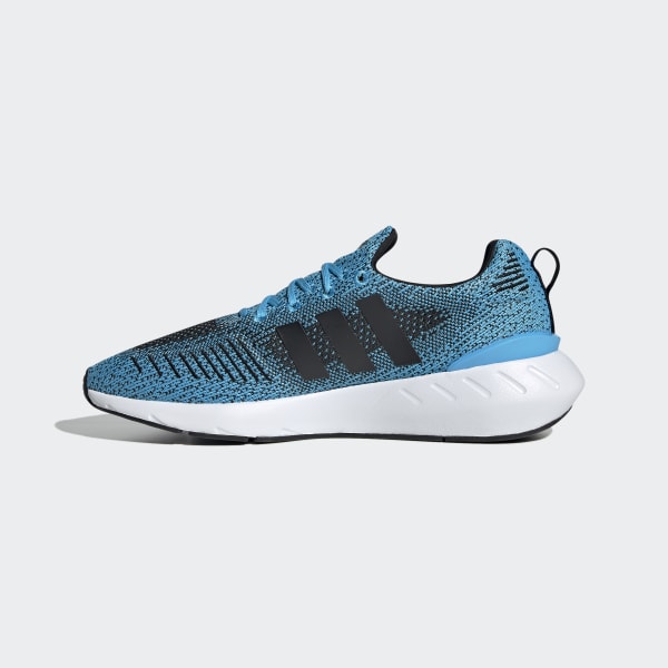 Adidas swift run women blue top