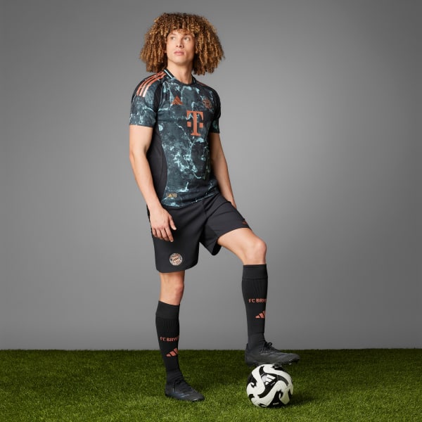 Schwarz FC Bayern München 24/25 Auswärtstrikot Authentic
