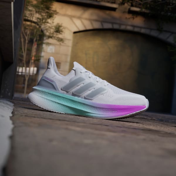 Hvit Ultraboost 5 Sko