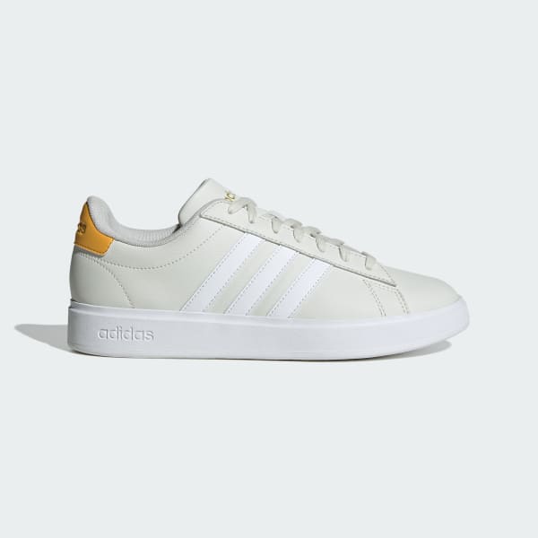 Adidas court vantage all white online