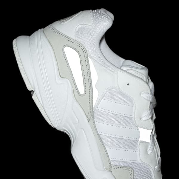 ee3682 adidas