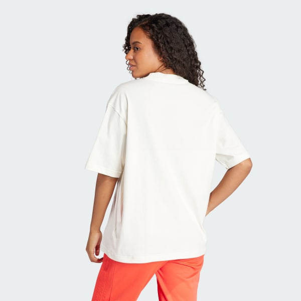 White Future Icons Badge of Sport Boyfriend Tee