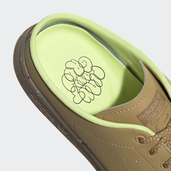 Beige Stan Smith Plant and Grow Mules LPE55