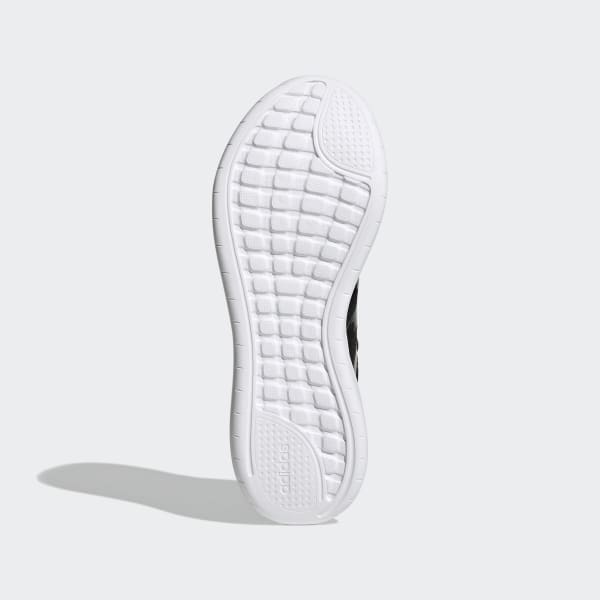 Adidas qt racer discount black and white